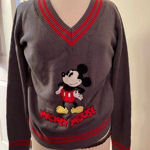 Disney Mickey Mouse Sweater. size Large